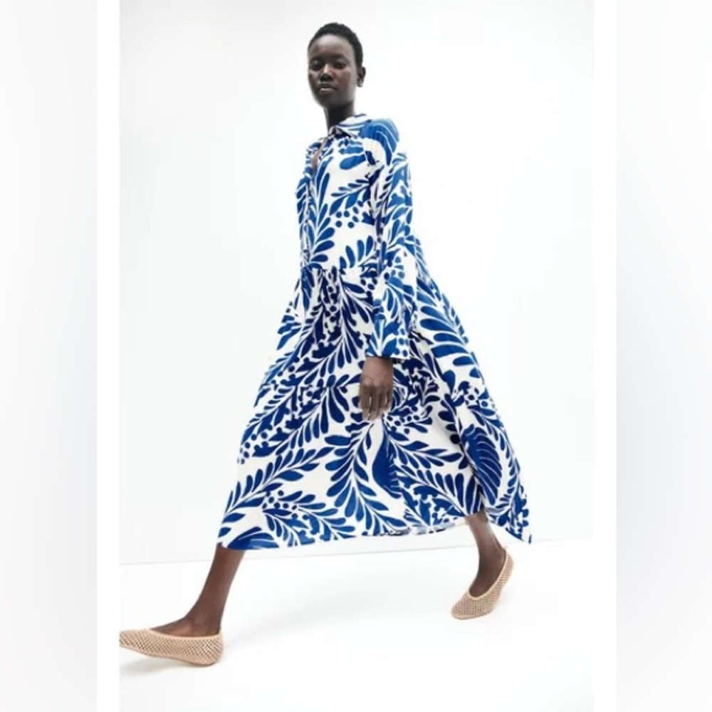 NWT H&M Blue and White Patterned Maxi Dress - Picture 2 of 5